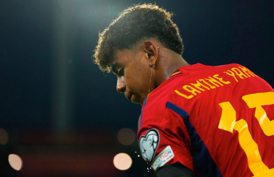 父亲：圣地亚哥从未讨论过离开的可能性，他在米兰很开心（父亲称：圣地亚哥未曾谈过离队，他在米兰很开心）