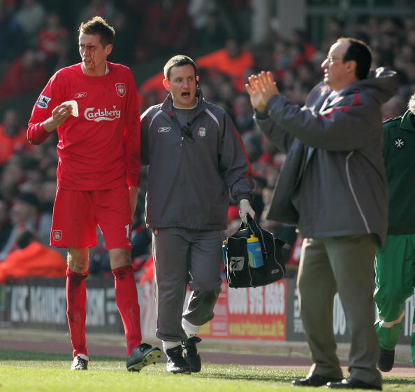 记者：昨晚阿代米和于根伟指导聊了挺久，阿代米哭了（记者：阿代米昨夜与于根伟长谈后落泪）