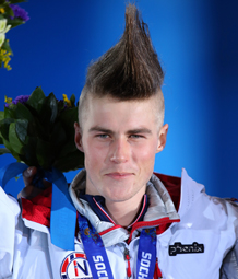 赛后情书：曼联偷的角球侥幸拿到一分！车子拜仁啃下硬仗（赛后手记：曼联偷袭角球惊险抢到一分，切尔西与拜仁硬仗告捷）