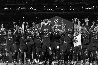 德天空：利物浦对奥利塞非常感兴趣，但目前不打算提出报价