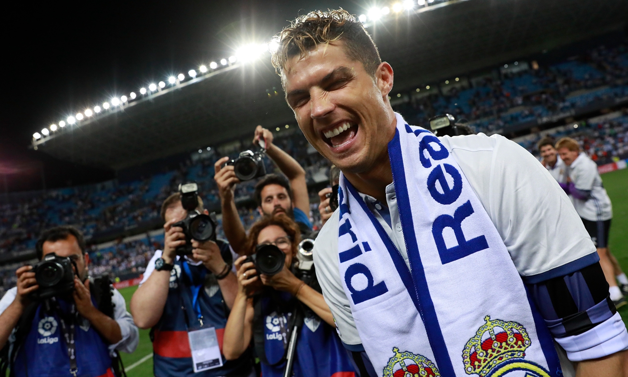 2025中冠奖项公布：厦门队张越包揽最佳球员、最佳射手（2025中冠奖项揭晓：厦门队张越荣膺最佳球员并加冕最佳射手）