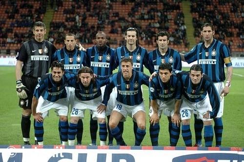 足球中超球队发布新赛季目标：冲击前四（中超球队公布新赛季目标：力争跻身前四）