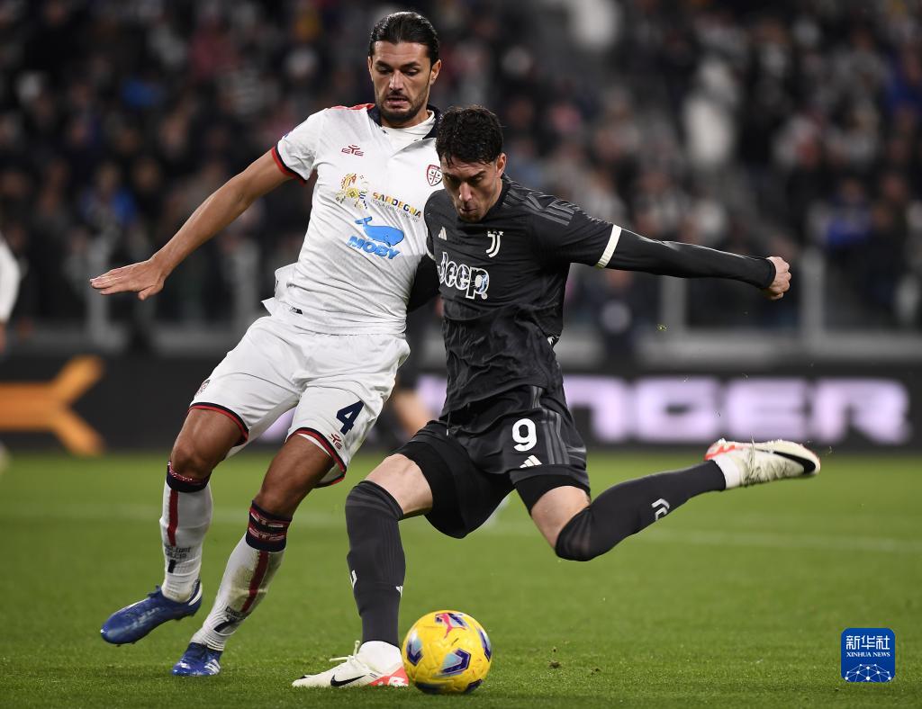 卢伟：上海和香港两大城市比赛很有意义 CBA杯让队伍能够很好地磨合（卢伟称沪港之战意义重大，CBA杯成球队磨合良机）