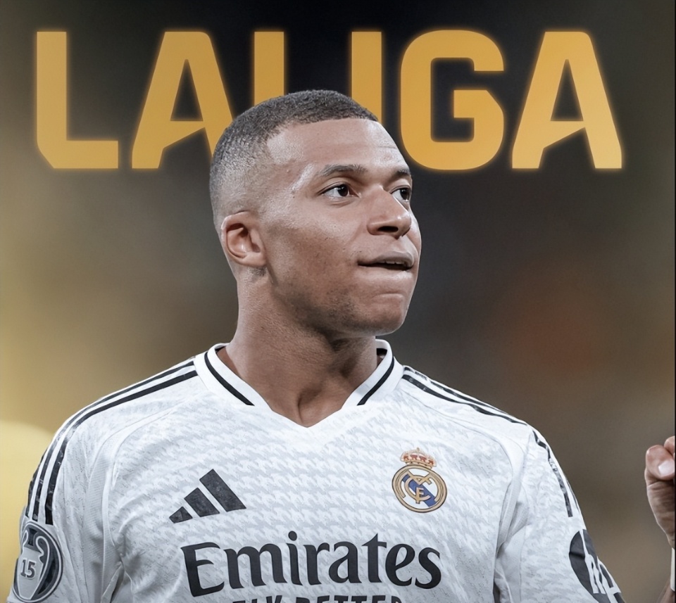 重磅！海港7将有望冲国足，后防线大清洗，杨希挤掉嫡系能成主力？（海港7人竞逐国足席位，后防或将换血，杨希能否挤下嫡系成为主力？）