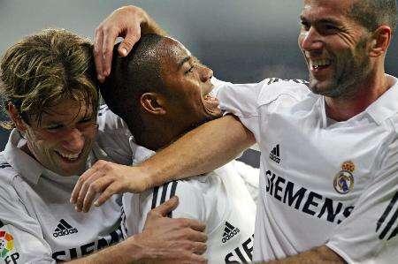 罗马诺：梅努可能在1月离开曼联，那不勒斯对租借他很感兴趣（罗马诺：那不勒斯有意租借梅努，他可能一月离开曼联）