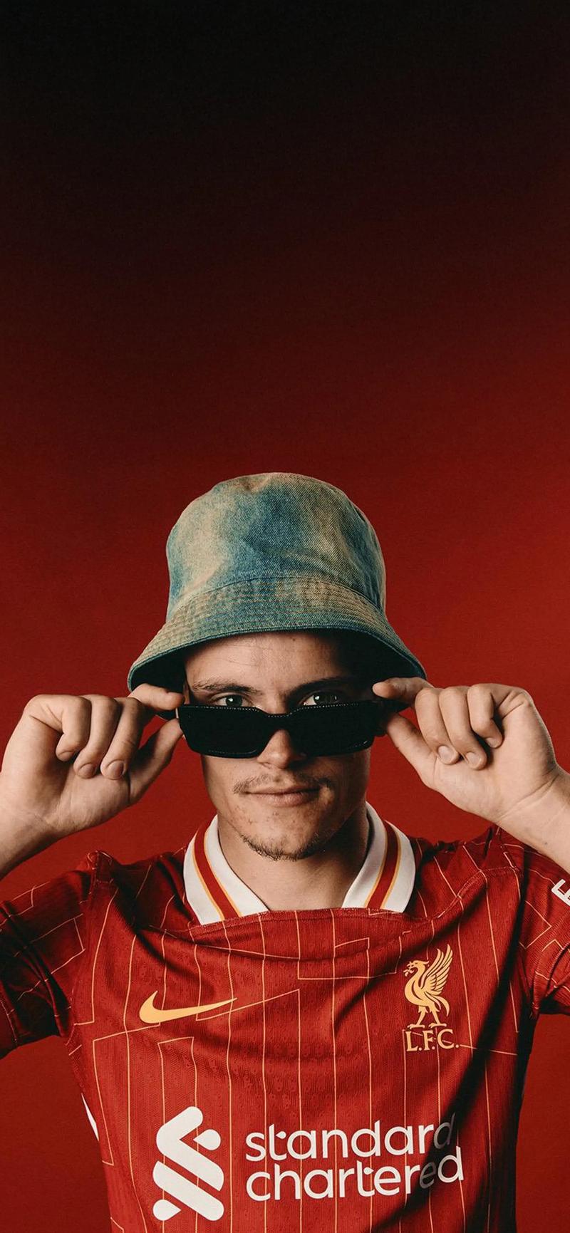 收官战主场对阵海港，英博向球迷发布文明观赛倡议书（主场收官战迎海港，英博发布文明观赛倡议）